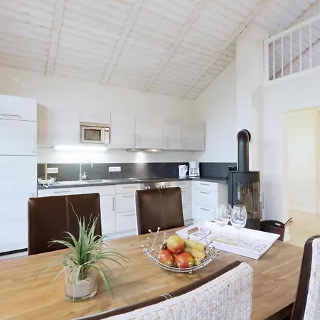 Awesome In With Kitchen 펜션 *